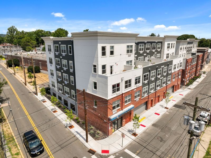 Exterior side view of Mohring Place Luxury Apartments